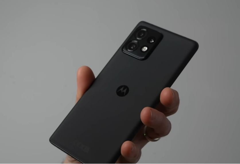 Motorola Moto Edge 40 Pro Design