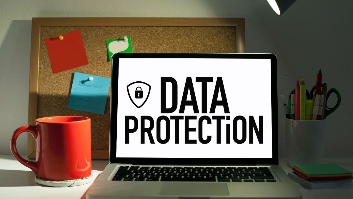 Data Protection in Social Media